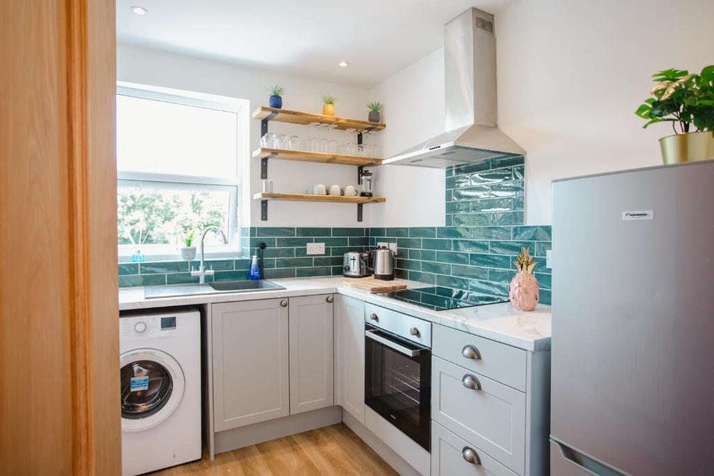 Gladstone House room 5